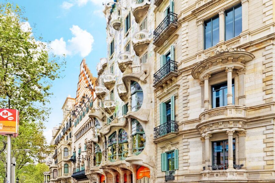 From Costa Brava: Barcelona and Antoni Gaudí's Work Bus Tour - La Sagrada Familia: The Unfinished Masterpiece You Can Actually Understand