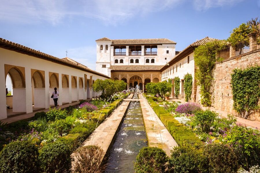 From Costa del Sol: Granada Full-Day Tour - Timing, buses, and the reality of walking 7+ kilometers