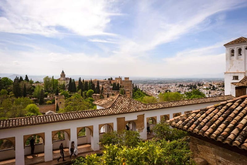 From Costa del Sol: Granada Full-Day Tour - Tips to make your day smoother in Granada