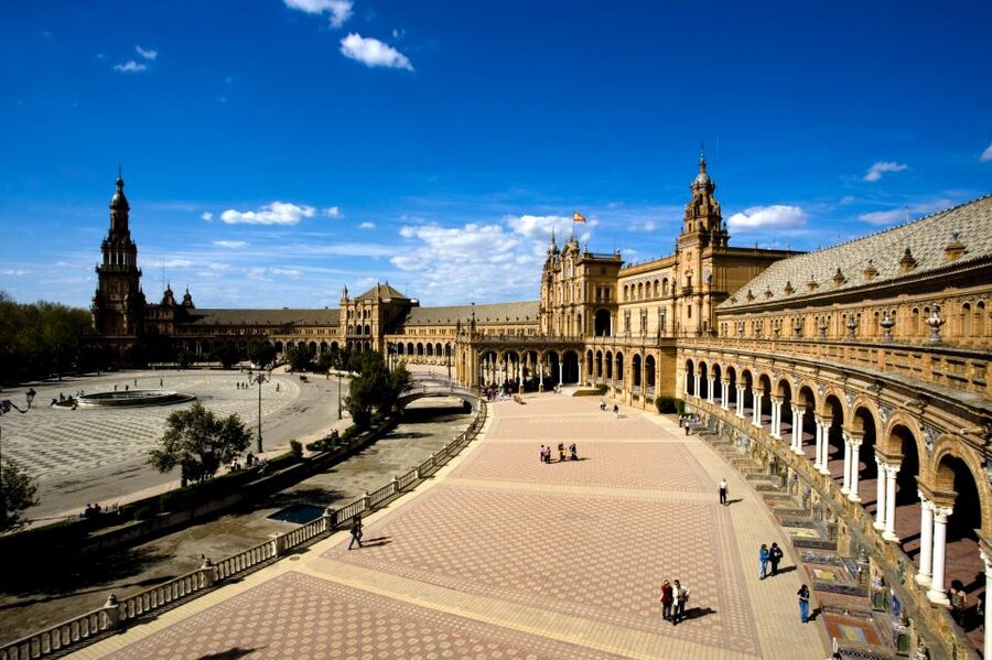 From Costa del Sol & Malaga: Seville Day Trip - Costa del Sol pickup: how it shapes your whole day