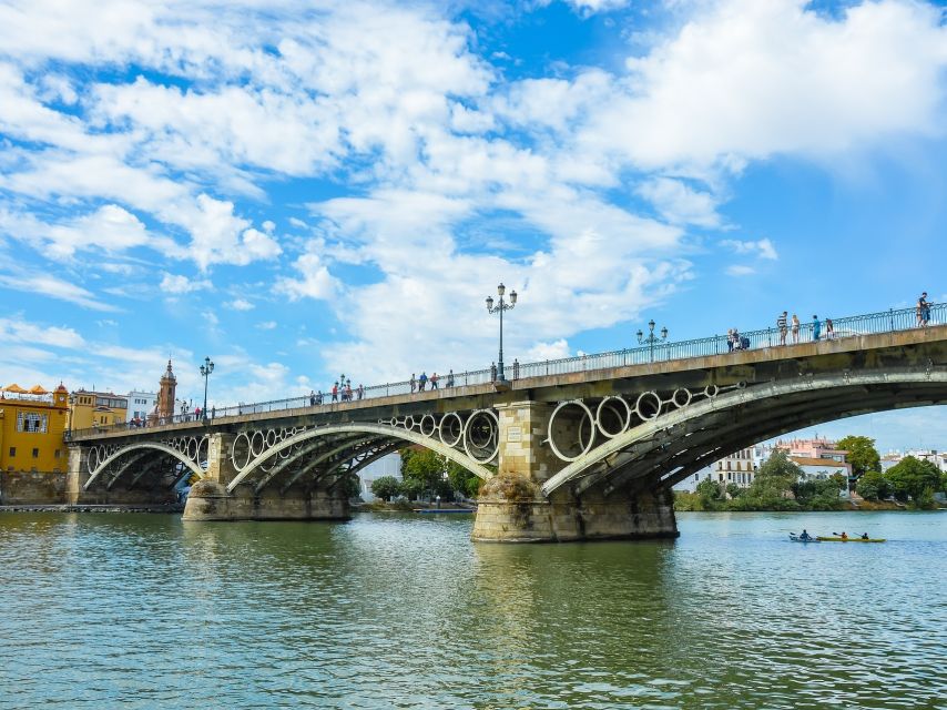 From Costa del Sol: Seville Day Trip - Coach, guide, and real-world pacing: what makes this tour feel reliable