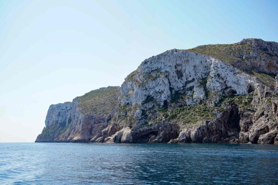 From Denia or Javea: 3 Cape Boat Excursion with Snorkeling - On Board: Motorboats, Close-To-Shore Views, and Bar Service