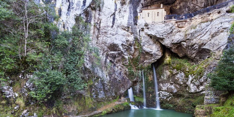From Gijón: Covadonga Lakes, Cangas de Onís and Lastres - What you’re really buying for $55