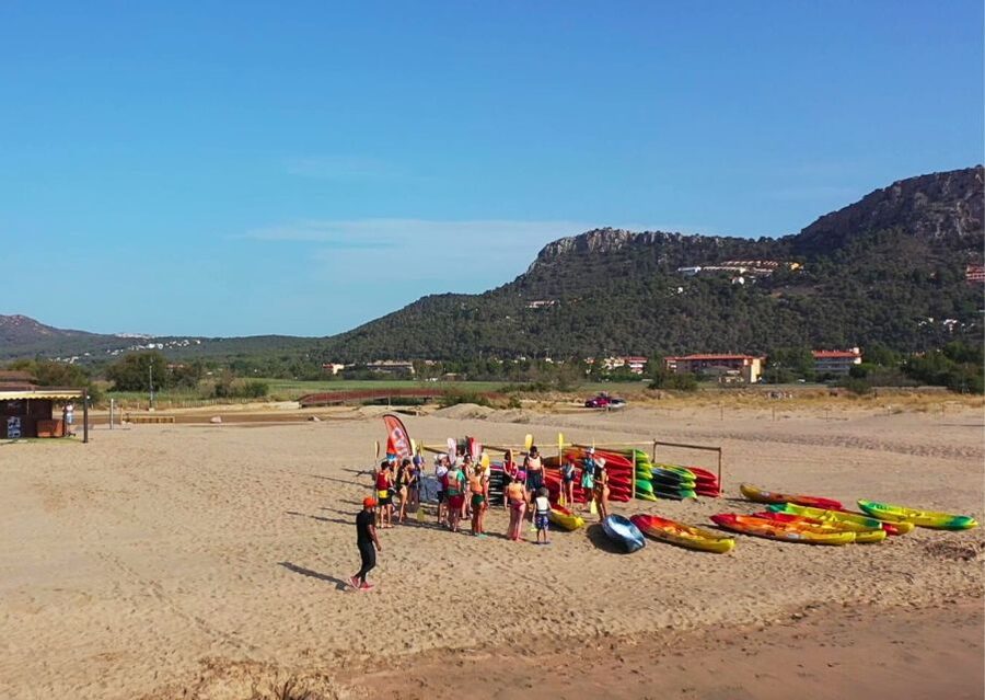 From L'Estartit: Sea Kayaking Tour to the Medes Islands - Guides, languages, and how instruction affects your day