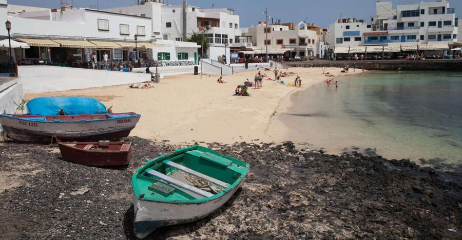 From Lanzarote: Day Trip to Fuerteventura and Corralejo - Getting from Lanzarote to Fuerteventura without the headache