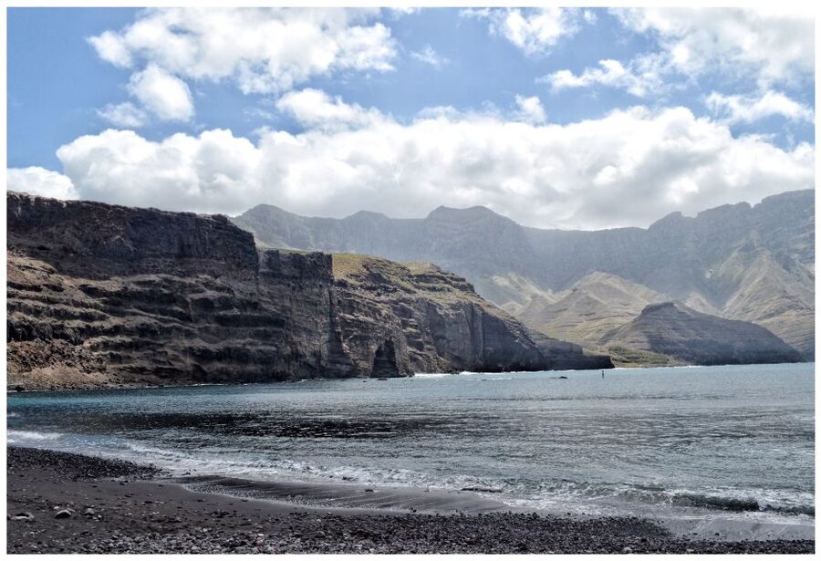 From Las Palmas: Full-Day Tour of the North - The wine and cheese vineyard stop: optional, but fun