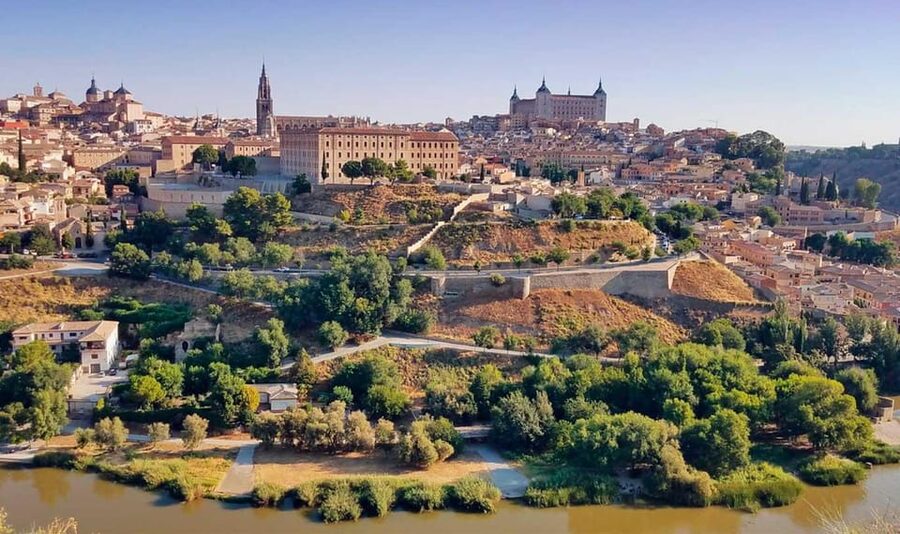 From Madrid: Day trip to Toledo and Don Quixote Windmills - Toledo on foot: cobblestone streets and the feel of a city built upward