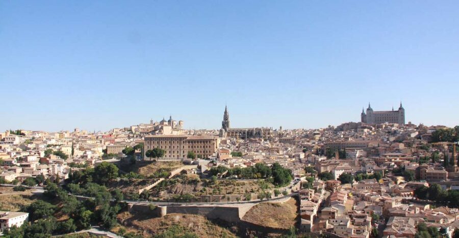 From Madrid: Day Trip to Toledo with Local Guide - Why Toledo Is So Different From Madrid