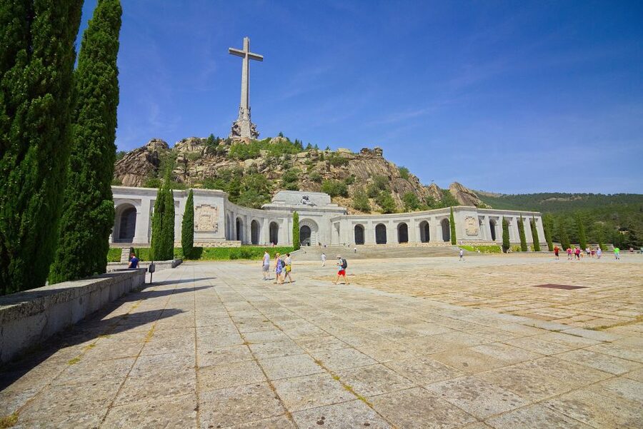 From Madrid: El Escorial and Valley's Basilica Half Day Tour - Key Points I Think Are Worth Your Attention