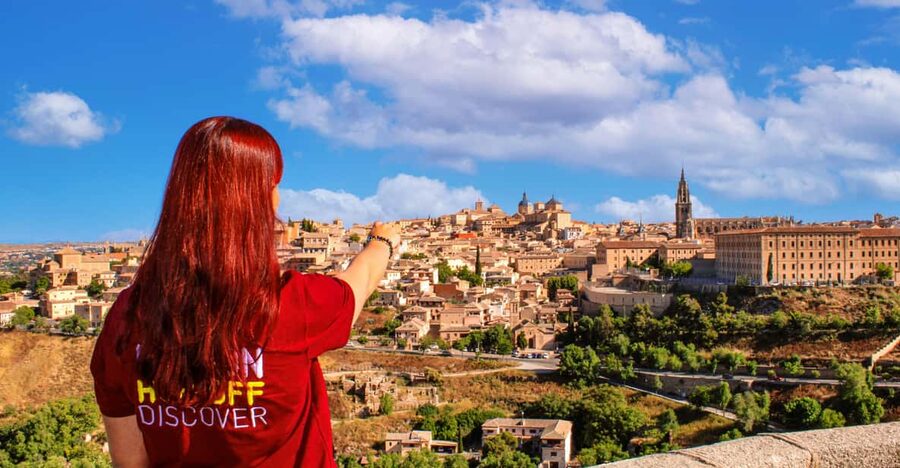 From Madrid: Guided Day Trip to Chinchon, Aranjuez & Toledo - Getting Started at Plaza de Neptuno (and Finding Your Guide Fast)
