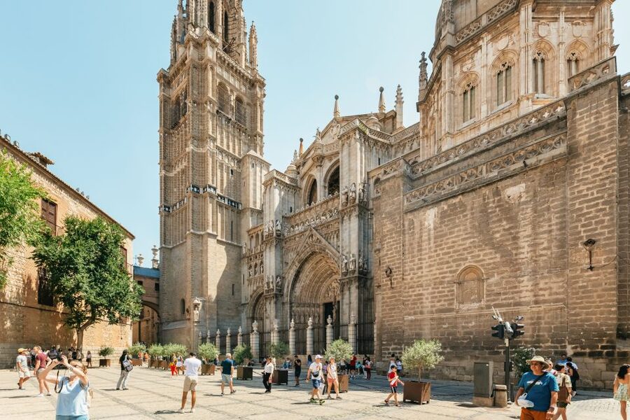 From Madrid: Guided Day Trip to Toledo by Bus - Express vs Standard vs VIP: choosing how much Cathedral and monument time you want