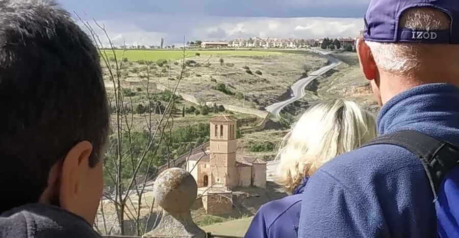 From Madrid: Half-Day or Full-Day Trip to Segovia - A fairy-tale Segovia day from Madrid, with a guided plan