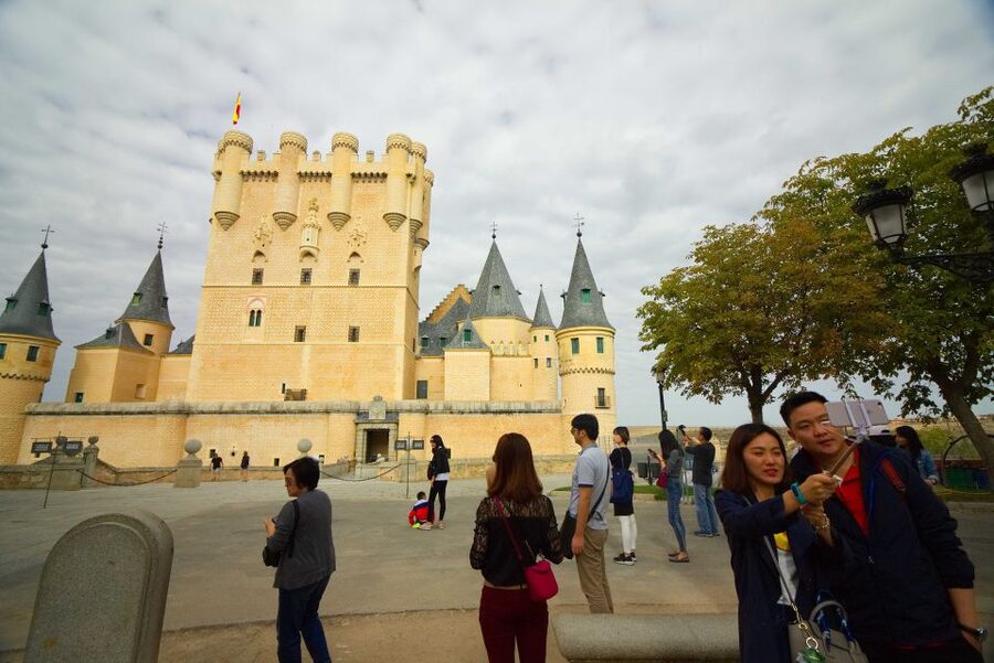 From Madrid: Segovia Guided Afternoon Tour - Corpus Square and the Old Main Synagogue That Became a Church