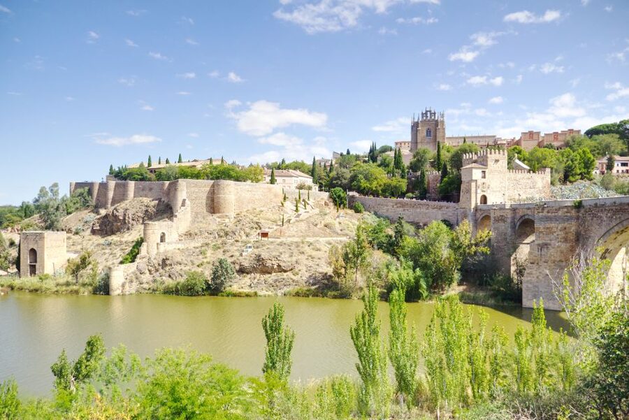 From Madrid: Toledo and Segovia Guided Day Trip - The Damasquinados Suarez Stop and Toledo Workshop Time: Educational, But Know What You’re Buying Into
