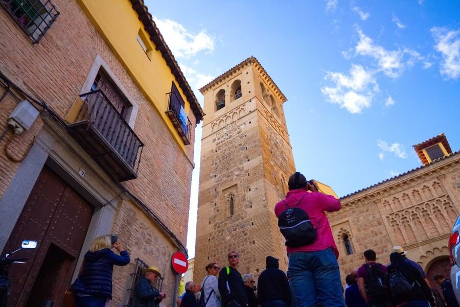 From Madrid: Toledo and Segovia Guided Day Trip - Toledo: The Mirador del Valle Views and the Old Town Walk That Puts Names to Buildings