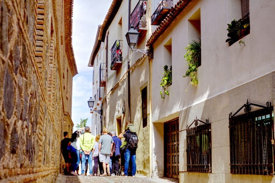 From Madrid: Toledo Guided Day Trip - Free time in Toledo: plan a self-guided loop
