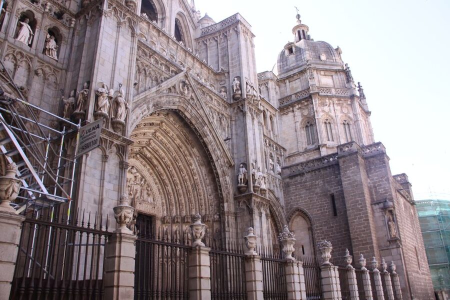 From Madrid: Toledo & Jewish Quarter Half-Day Tour - Church of Santo Tomé and El Greco’s elongated figures