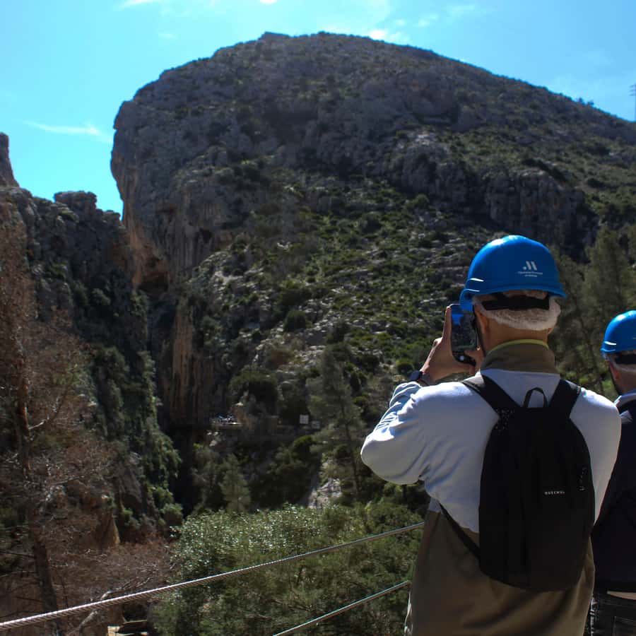 From Malaga: Caminito del Rey all included - After the gorge, a second restaurant stop with wine and olive oil