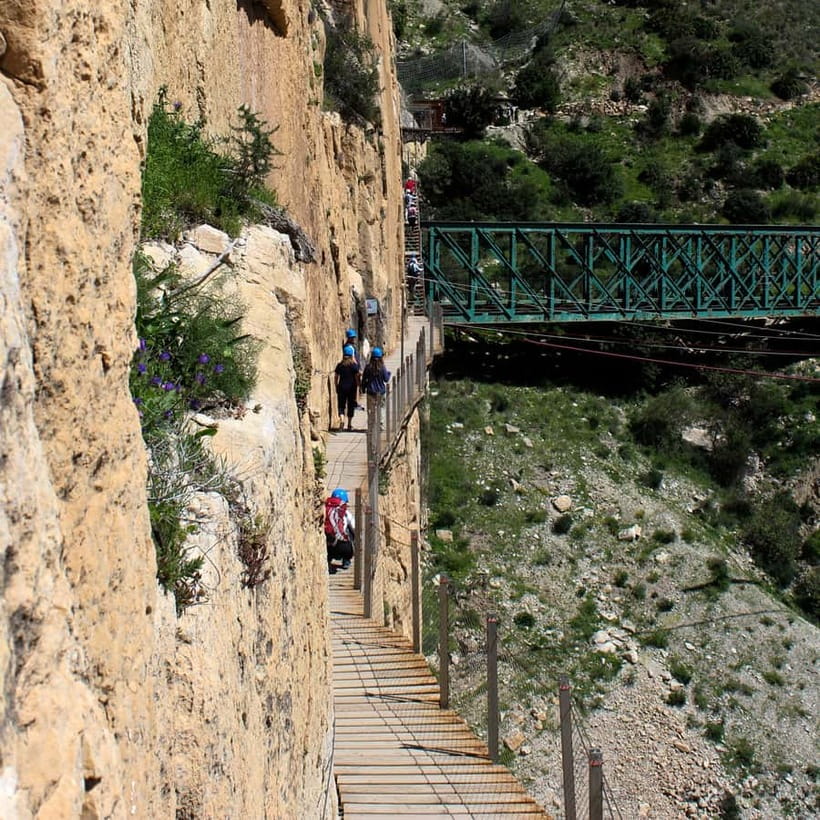 From Malaga: Caminito del Rey all included - Safety, rules, and what to pack for a calmer day