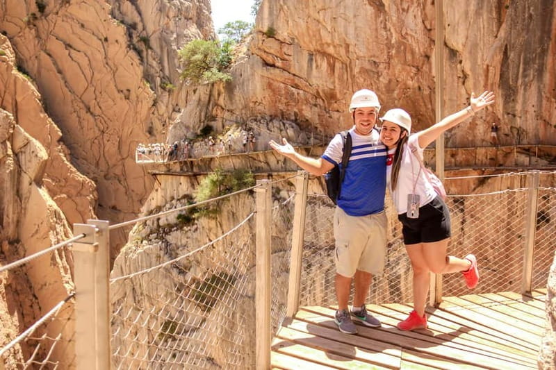 From Málaga: Caminito del Rey Day Trip & Guided Tour - What to bring, and what will get you turned away
