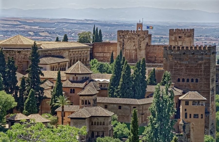 From Malaga: Granada Full-Day Trip with Alhambra - Nasrid Palaces, Alcazaba, and Charles V Palace, explained on your feet