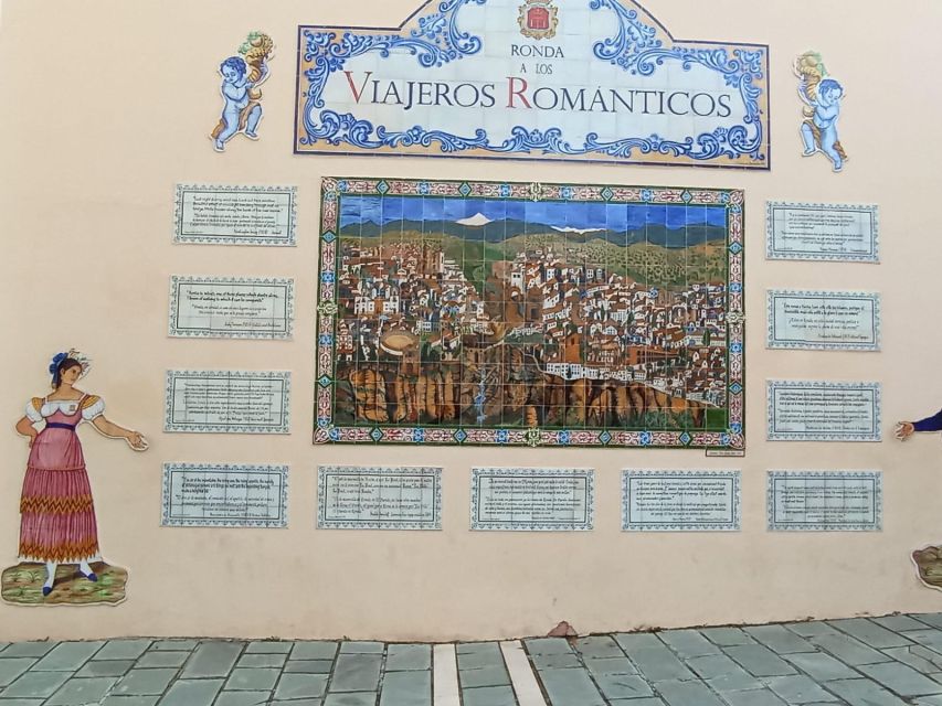 From Málaga: Ronda+Setenil de las Bodegas with Little Train - Guided tour option in Ronda: bullring, mansions, and Santa María la Mayor