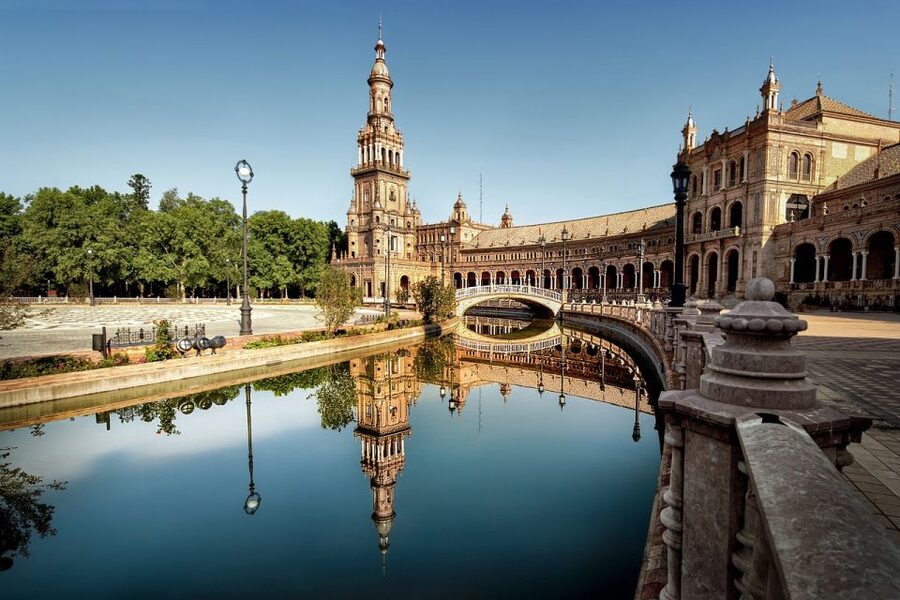 From Malaga: Seville Day Trip and Optional Monument Tickets - Meals, meeting points, and how to avoid the usual timing stress