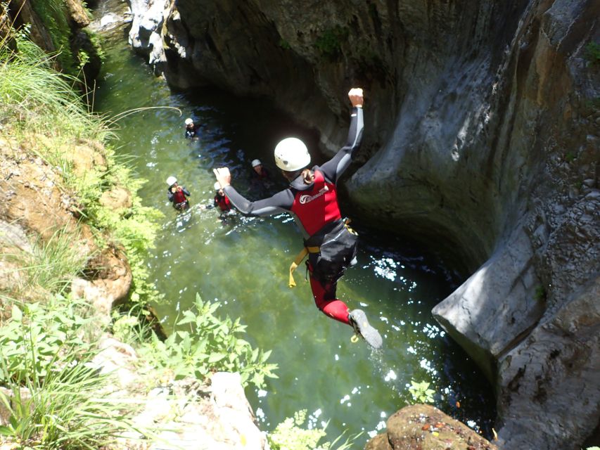 From Marbella: Guadalmina River Guided Canyoning Adventure - Parque Torre Leonera: The Easy Start That Sets the Tone