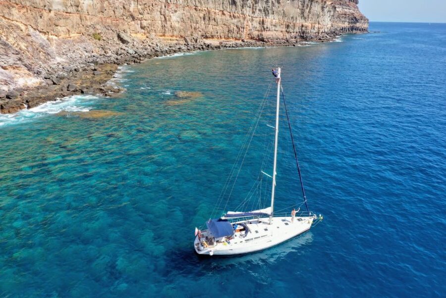 From Puerto de Mogán: Sailboat Trip with Food and Drinks - Snorkeling on Gran Canaria’s south coast: what to expect from the swim stop