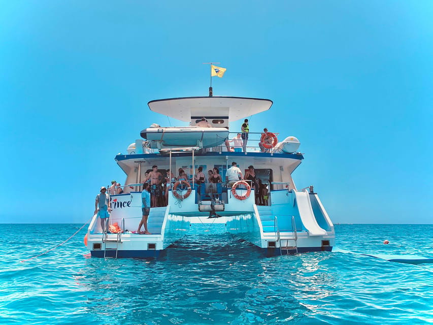 From Puerto Rico: Boat trip along the coast w/ Food & Drinks - Getting on Princesa Ico: pickup, meeting point, and first impressions