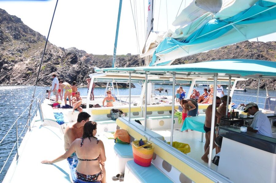 From Roses: Catamaran Cruise Cap Norfeu - Cadaqués - Why Cap Norfeu and Cadaqués look better from a catamaran