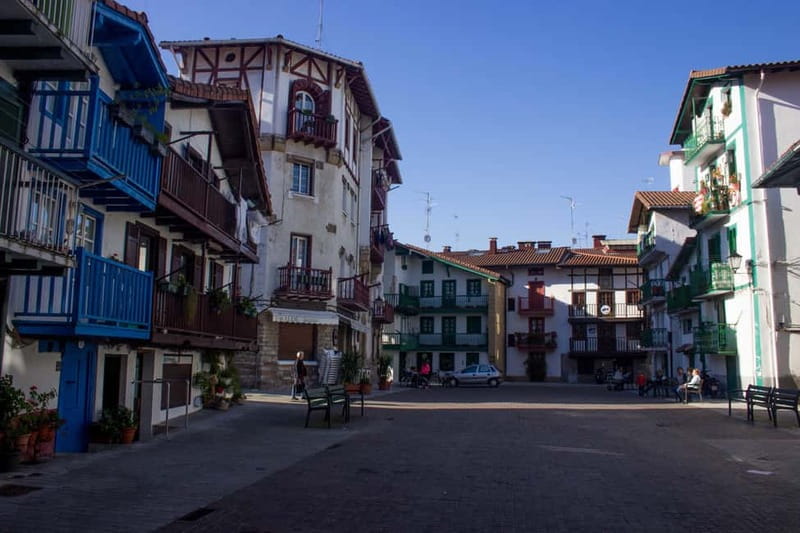 From San Sebastian: Hondarribia, San Pedro & San Juan Tour - Pasai San Pedro: narrow passages, smoky grills, and sea grit