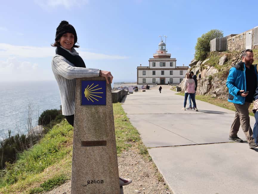 From Santiago: Finisterre, Muxía & Costa da Morte Tour - Muros stop: a real seaside town break, not just a photo stop