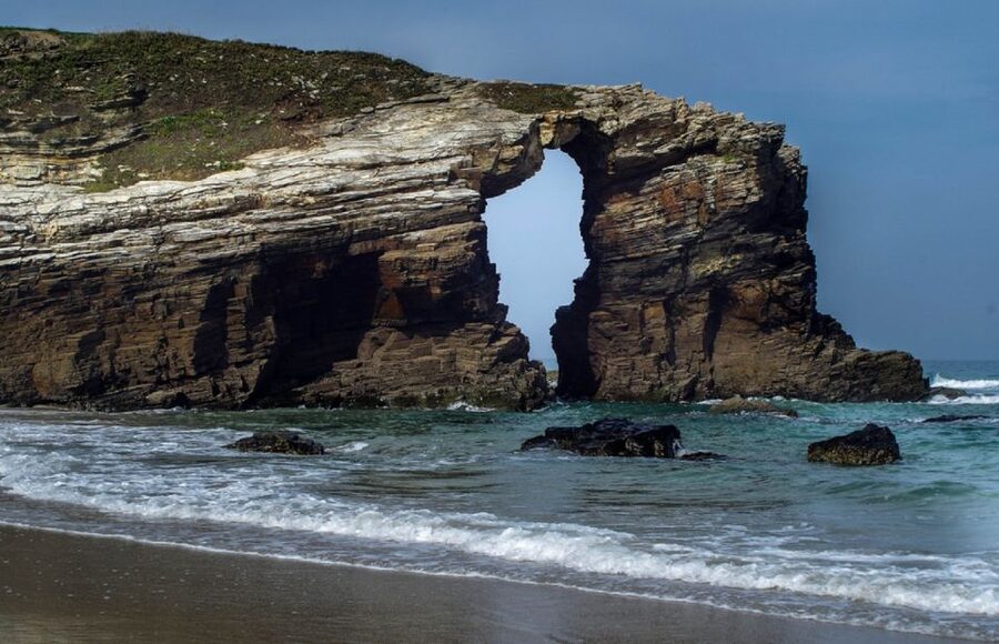From Santiago: Lugo Ribadeo & Cathedral Beach Full-Day Tour - Key moments that make this day trip worth it
