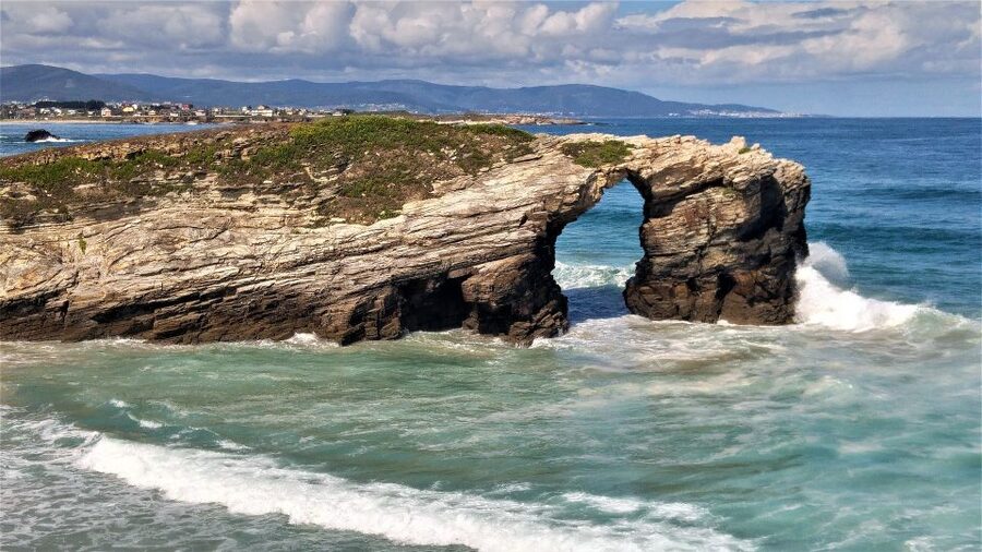 From Santiago: Lugo Ribadeo & Cathedral Beach Full-Day Tour - Permits and tide timing: The two things you should plan around