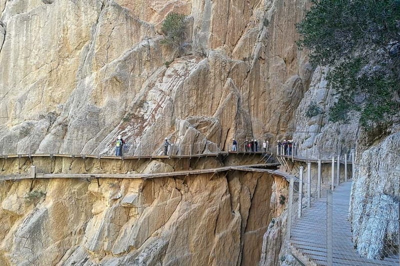 From Seville: Caminito del Rey Hike Day Trip - Shared vs private: what changes in real life