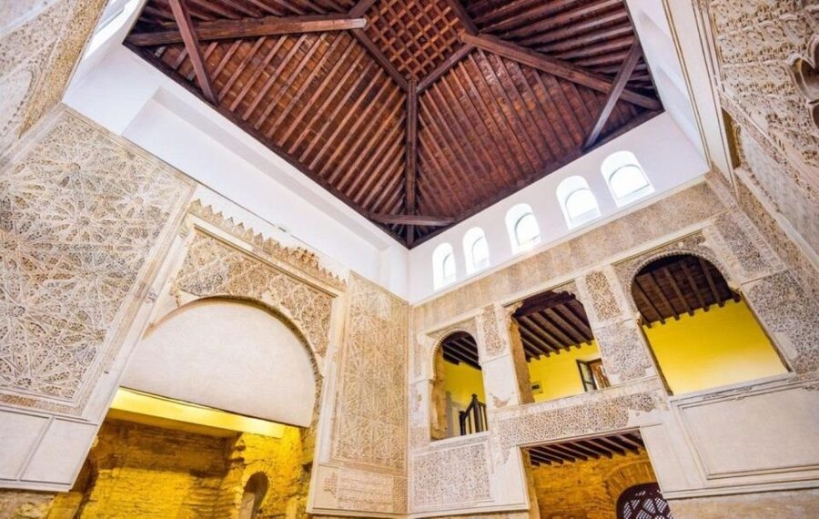From Seville: Cordoba and Mosque Cathedral Guided Tour - Ricardo-style storytelling: the specialist interior guide makes or breaks the experience