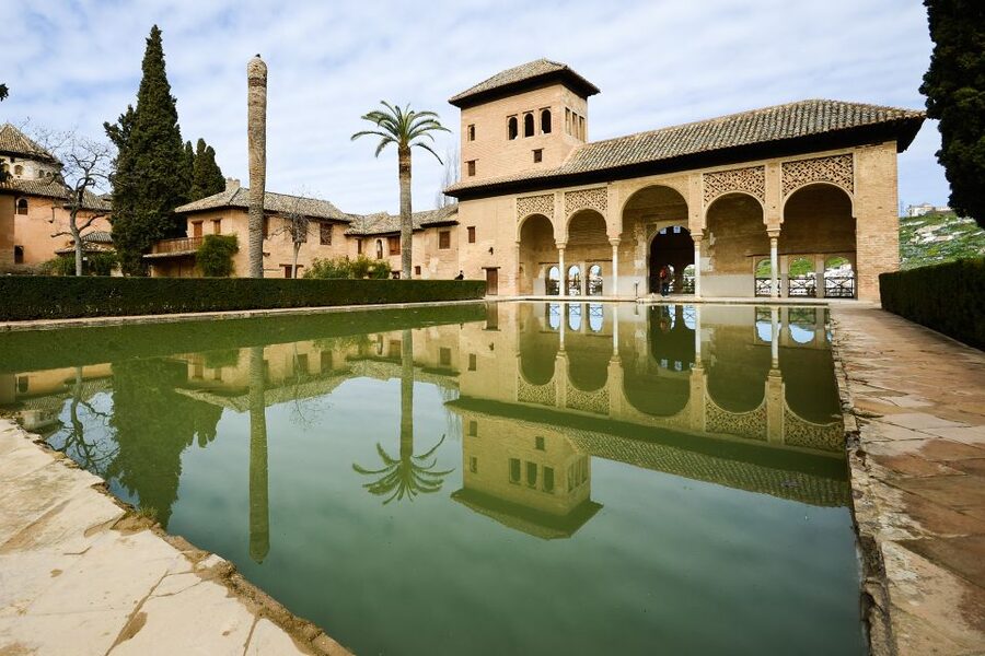 From Seville: Granada & Alhambra Tour with Optional Ticket - Should you book this Seville to Granada & Alhambra day trip?