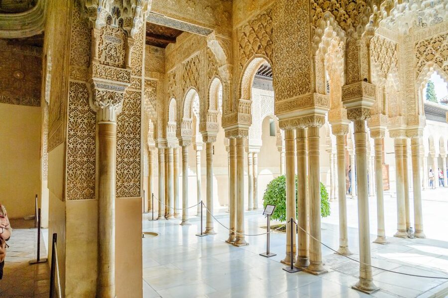 From Seville: Granada Day Trip Alhambra and Albaycin - Pickup points in Seville, timing, and how to avoid morning confusion
