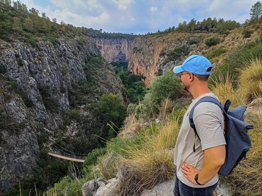 From Valencia: Chulilla, Turia Canyon, Hanging bridges... - The guide makes or breaks the day: why Pau is such a big deal
