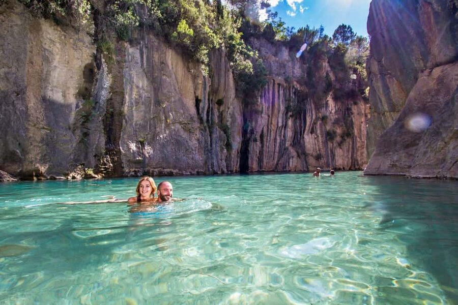 From Valencia: Full Day Tour to Montanejos & Thermal Pools - The 8-hour rhythm: coach, hike, and pool time