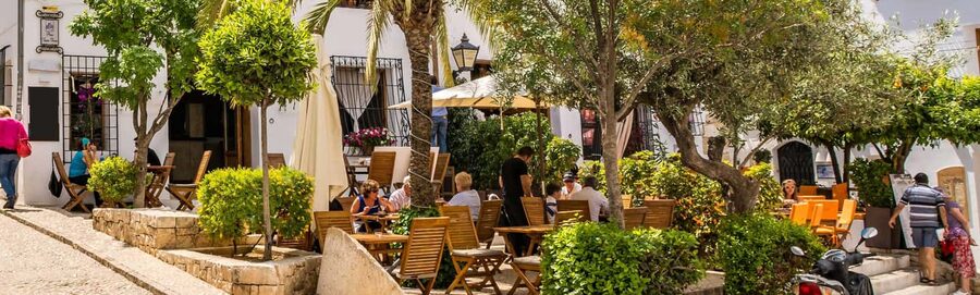 From Valencia: Trip to Guadalest, Altea, and entry to the Algar Waterfalls - FAQ