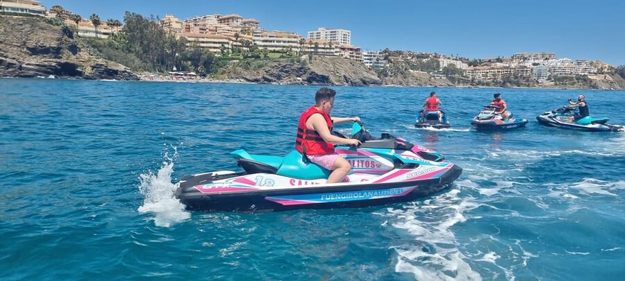 Fuengirola: Jet Ski Rental - Languages and What That Means for First-Timers
