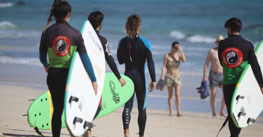 Fuerteventura : Corralejo Surf Lesson - Corralejo pickup and the short van ride to the water