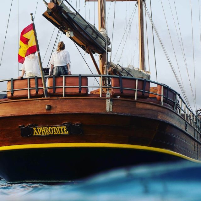 Fuerteventura: Exclusive Turkish Gulet Cruise with Lunch - Lunch on deck: Mediterranean couscous, then roasted beef tenderloin