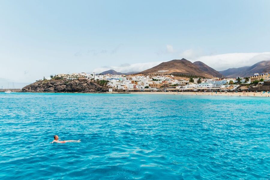 Fuerteventura: Glass Bottom Boat Cruise with Lunch & Drinks - Who this cruise suits best, including families and mobility needs