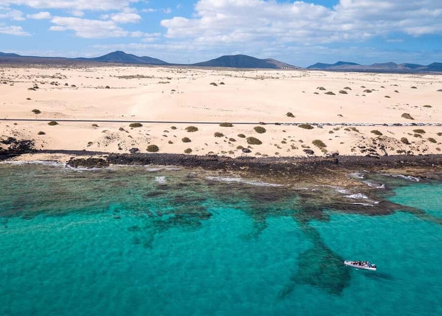 Fuerteventura: Lobos Island Round-Trip Speedboat Ticket - Speedboat to Lobos: the time-saver that feels like an adventure