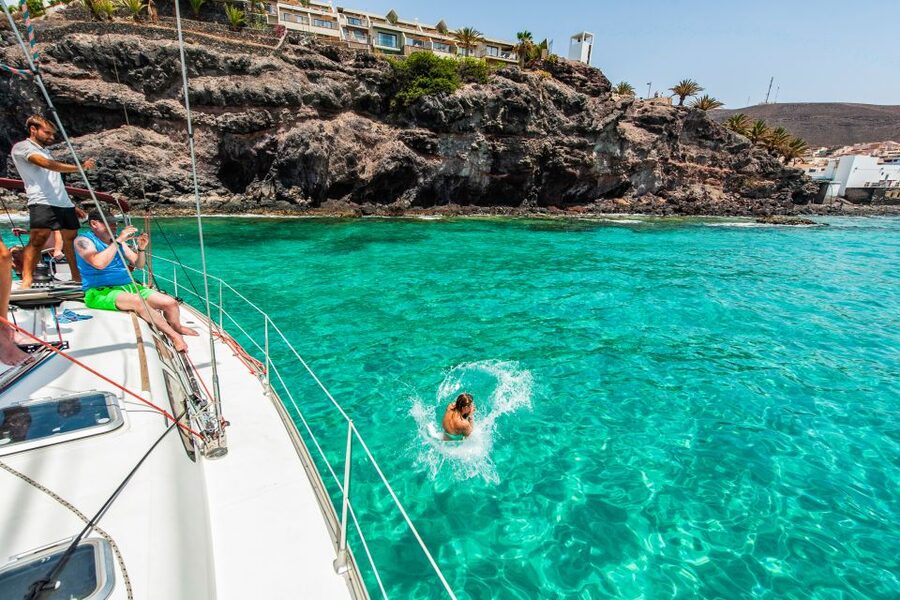 Fuerteventura: Sailing with Snorkeling and Dolphin Watching - The Morro Jable Anchor Stop for Swimming and Snorkeling
