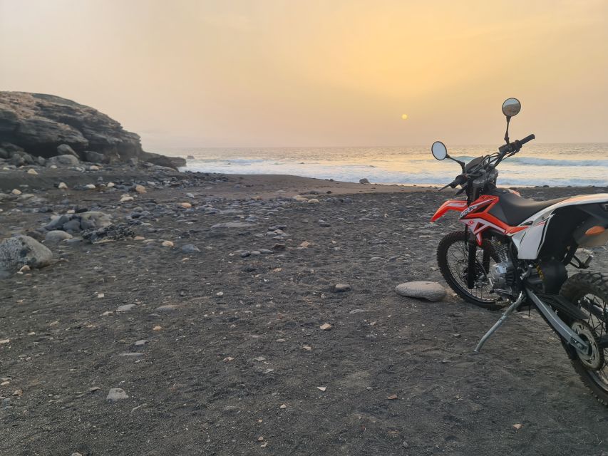 Fuerteventura south: enduro trips on motocycle/lic. B,A1&2,A - When to ride: weather, rain, and the rain-or-shine reality