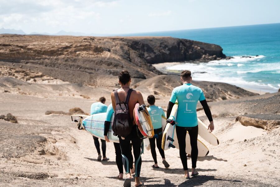 Fuerteventura: Surfing Lesson in the south of Fuerteventura - The Coaching Style: Clear Steps and Practical Corrections